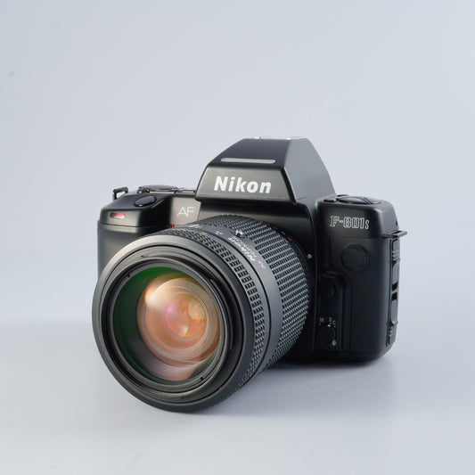 Nikon Nikon F-801s + AF Nikkor 35-105 F/3.5-4.5 AF フィルム一眼レフカメラ