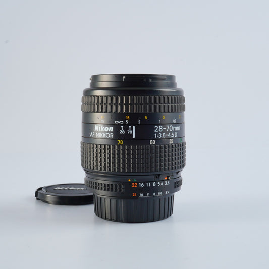 Nikon AF NIKKOR 28-70mm F/3.5-4.5 D  ズームレンズ