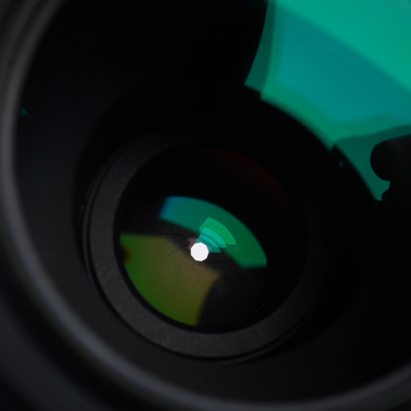 SONY 18-70mm F/3.5-5.6 & Sony 55-200mm F/4-5.6  ズームレンズ