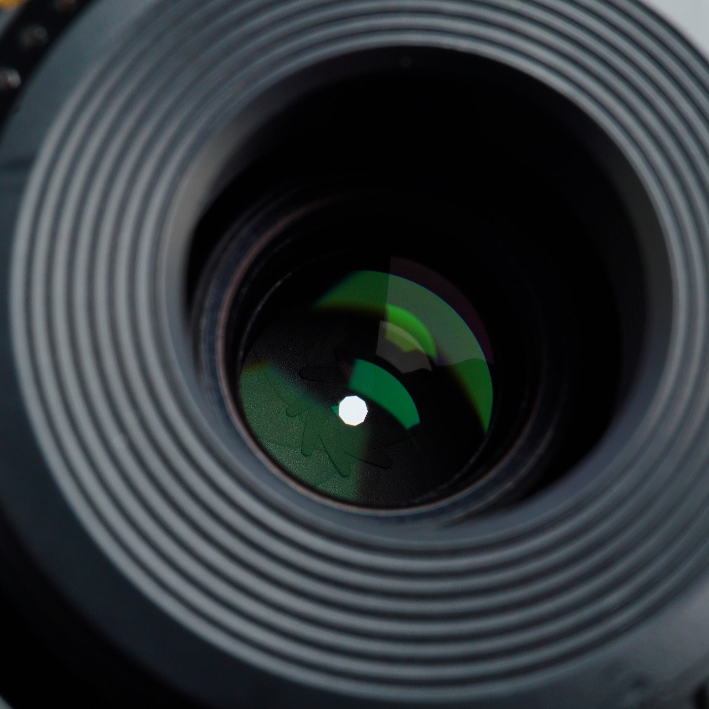 SONY 18-70mm F/3.5-5.6 & Sony 55-200mm F/4-5.6  ズームレンズ