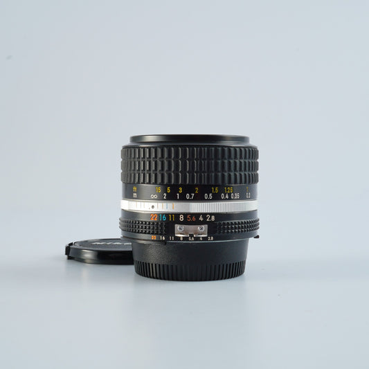 Nikon Ai-S NIKKOR 28mm F/2.8  単焦点レンズ