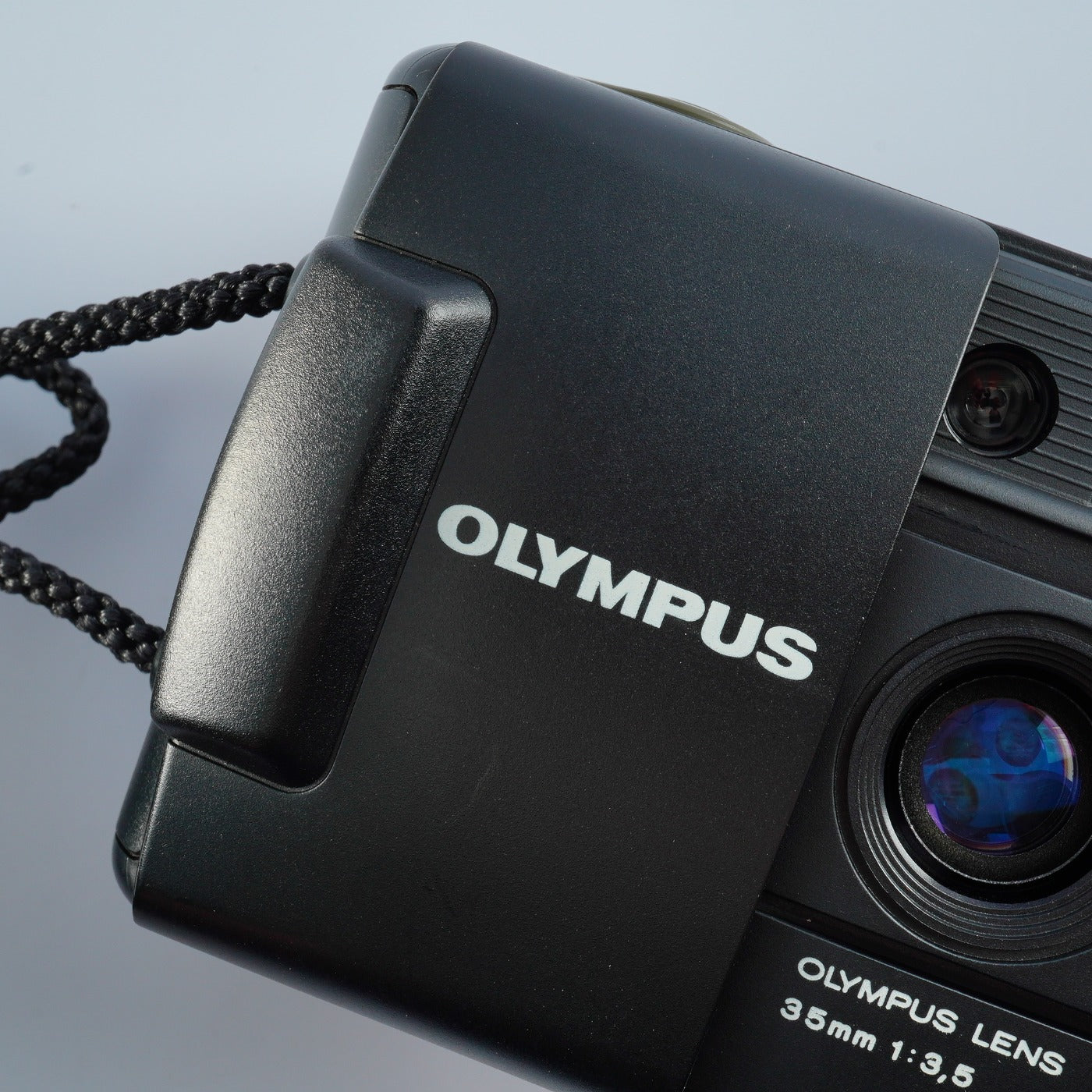 OLYMPUS AM-100 QUARTZDATE コンパクトフィルムカメラ