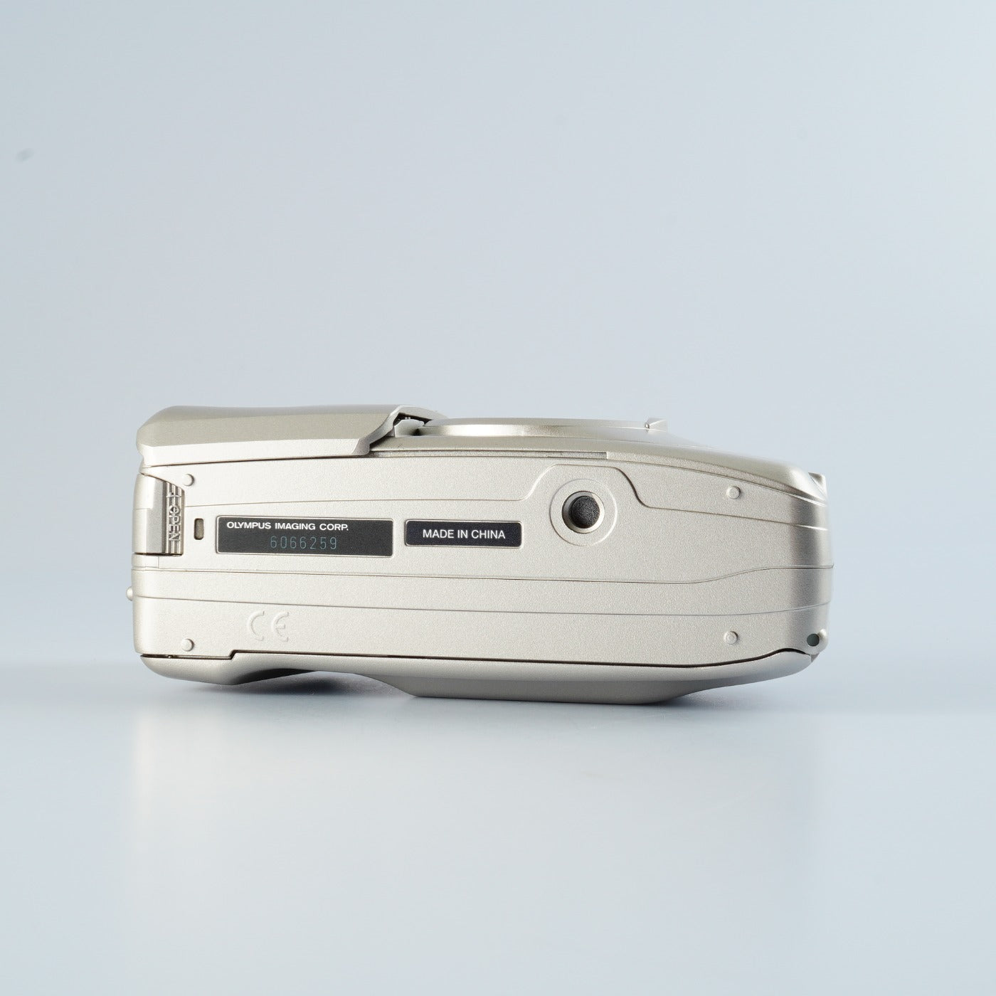 OLYMPUS Super Zoom 80 コンパクトフィルムカメラ