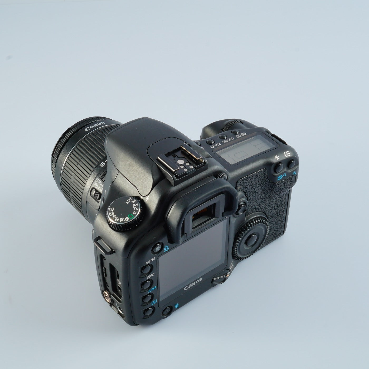 Canon EOS 30D + EF-S 18-55mm F/3.5-5.6 IS Ⅱ + CF 1GB デジタル一眼レフカメラ