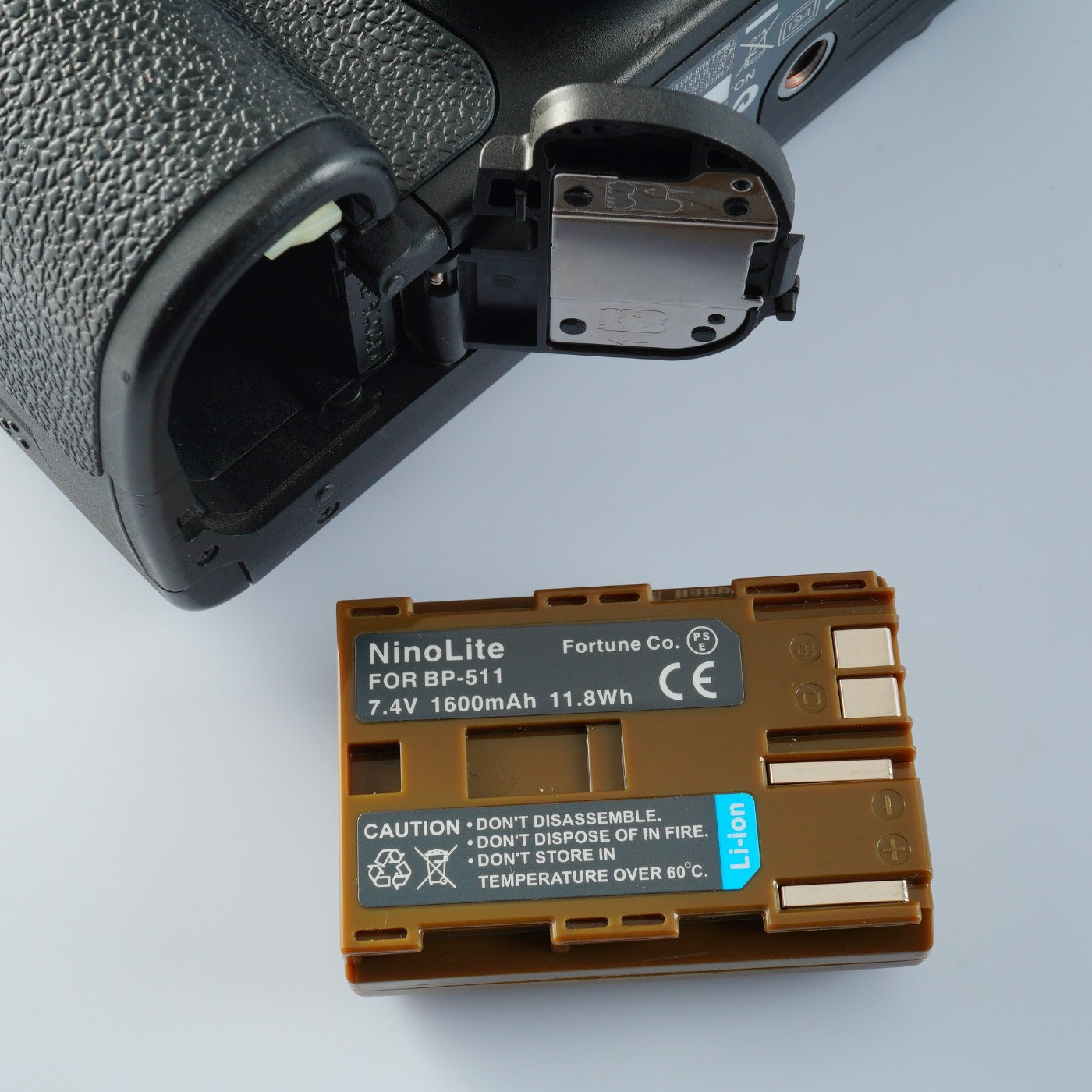 Canon EOS 30D + EF-S 18-55mm F/3.5-5.6 IS Ⅱ デジタル一眼レフカメラ