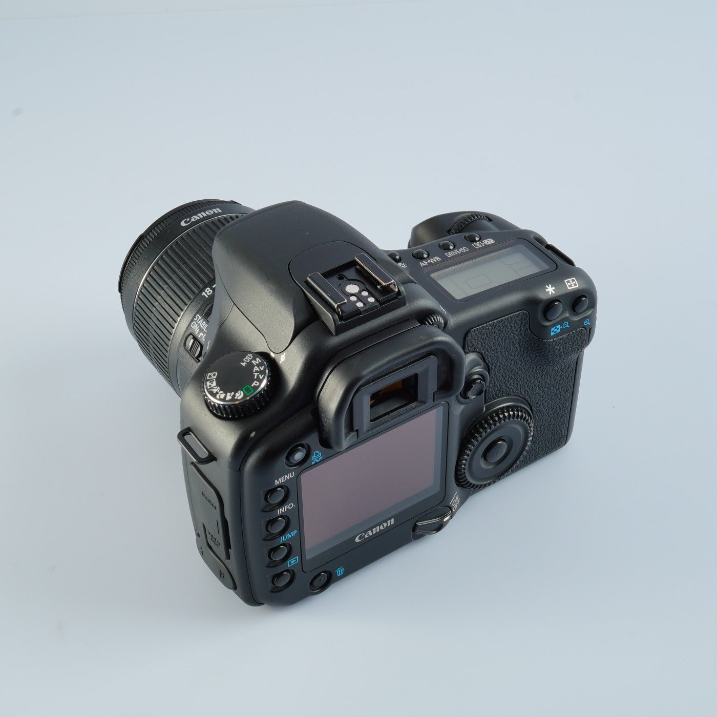 Canon EOS 30D + EF-S 18-55mm F/3.5-5.6 IS Ⅱ デジタル一眼レフカメラ