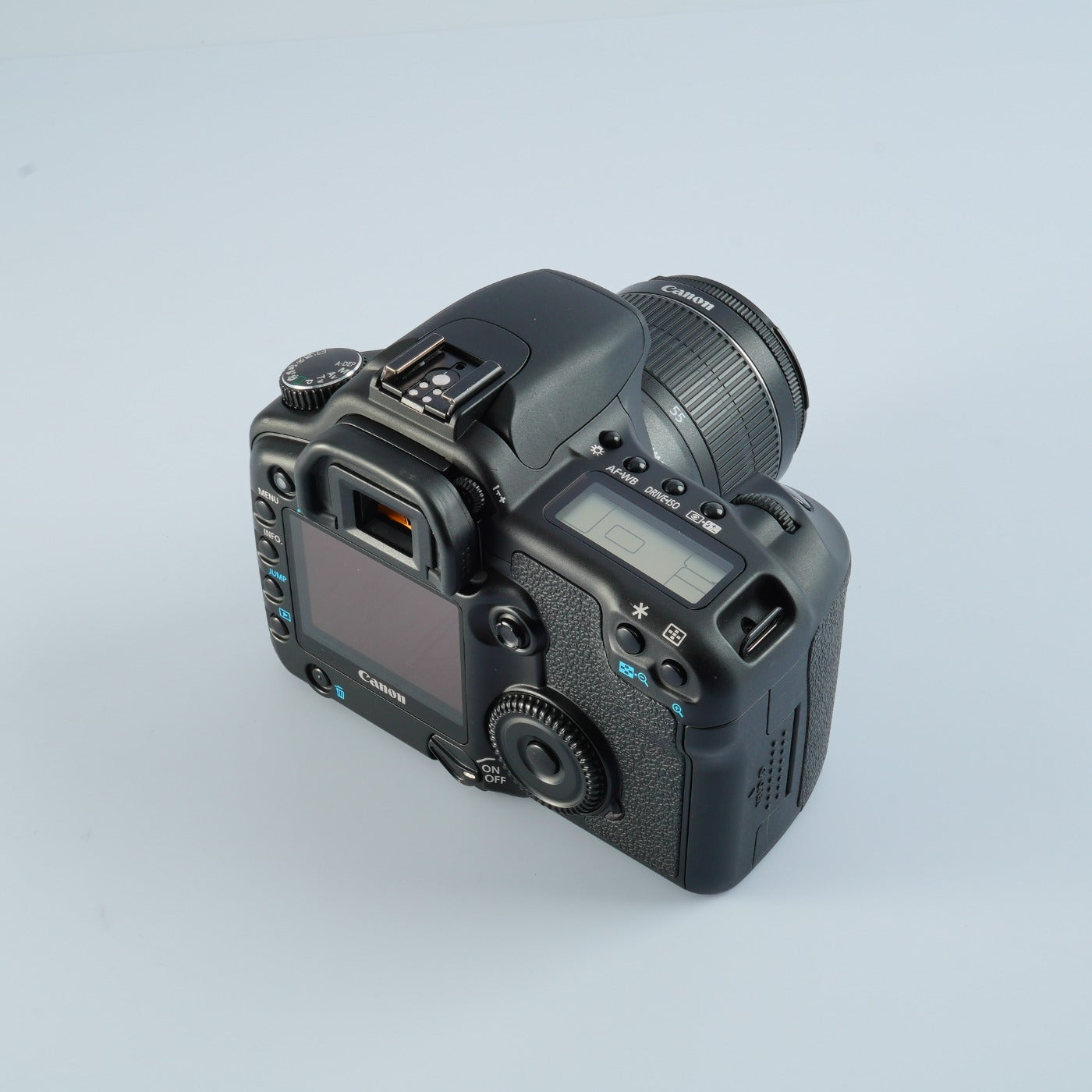 Canon EOS 30D + EF-S 18-55mm F/3.5-5.6 IS Ⅱ デジタル一眼レフカメラ