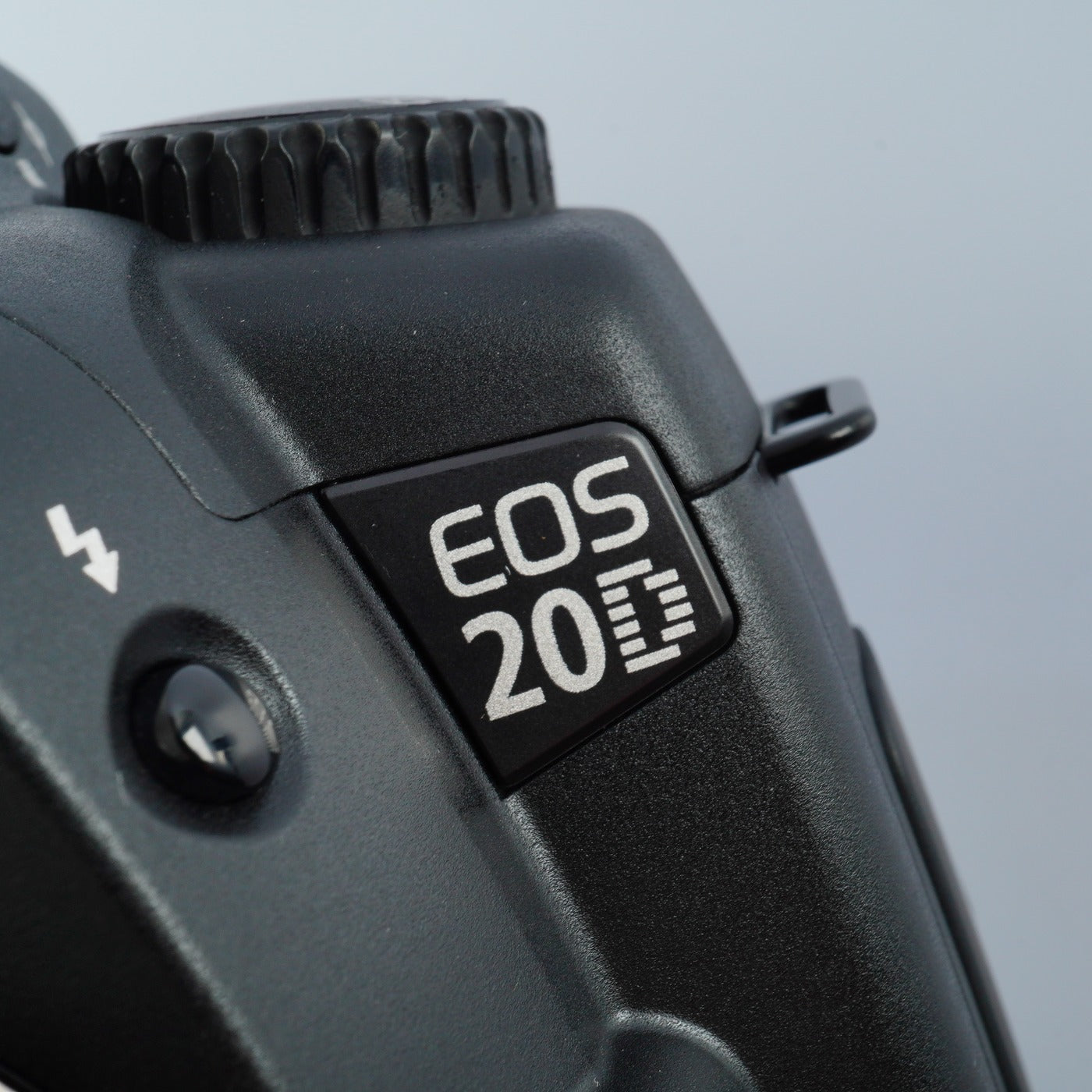 Canon EOS 20D + EF-S 18-55mm F/3.5-5.6 IS Ⅱ デジタル一眼レフカメラ