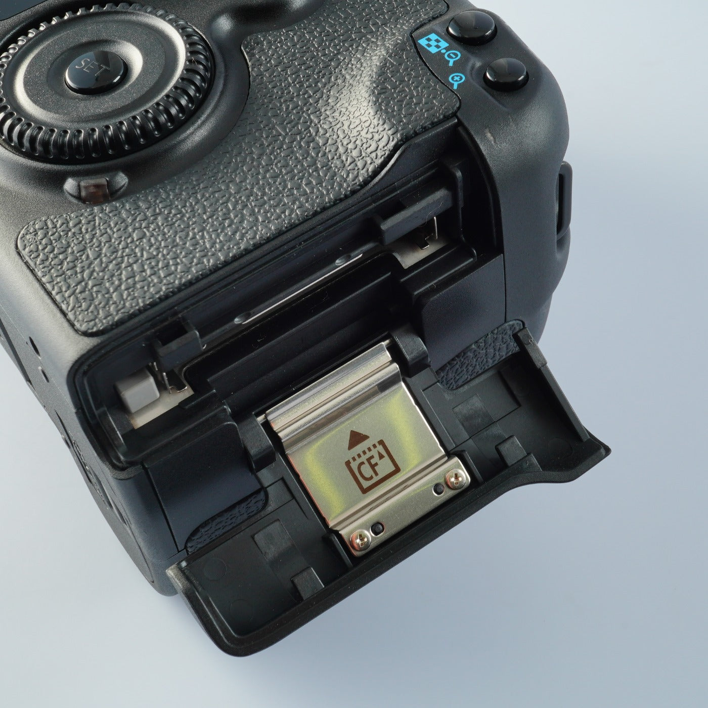 Canon EOS 20D + EF-S 18-55mm F/3.5-5.6 IS Ⅱ デジタル一眼レフカメラ