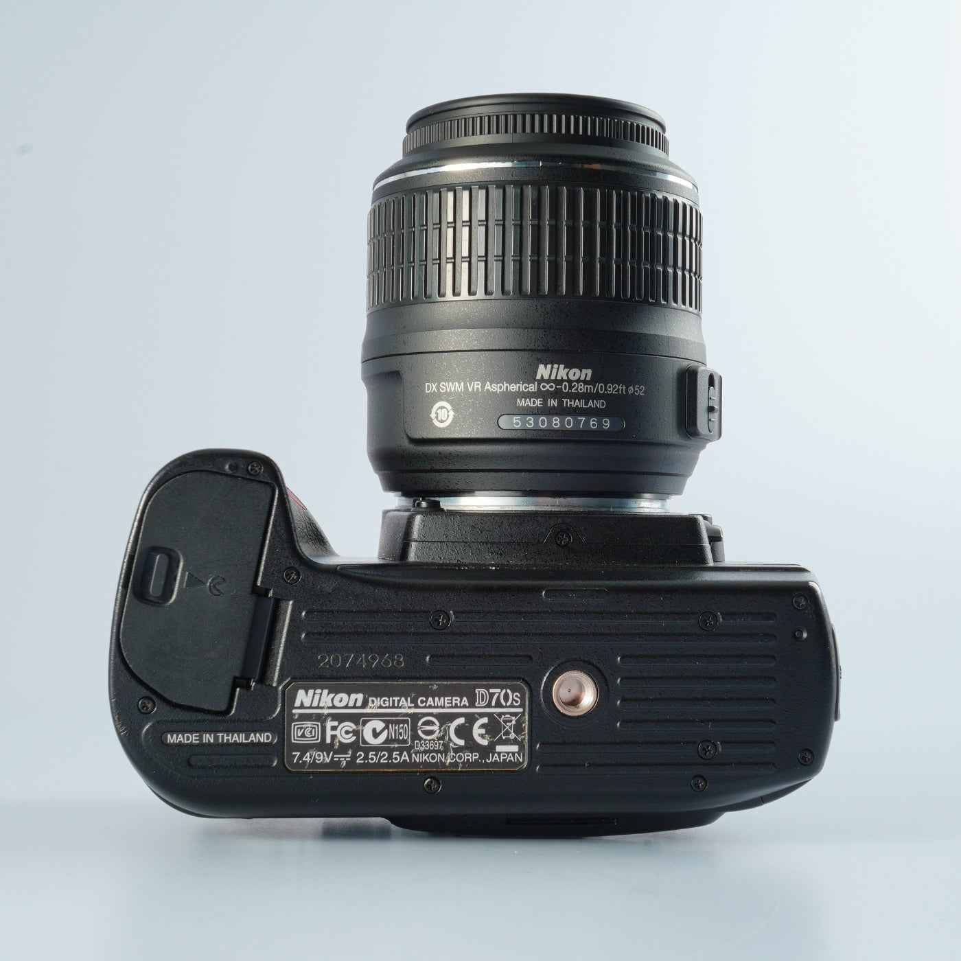 Nikon D70s + AF-S DX NIKKOR 18-55mm F/3.5-5.6 G VR デジタル一眼レフカメラ