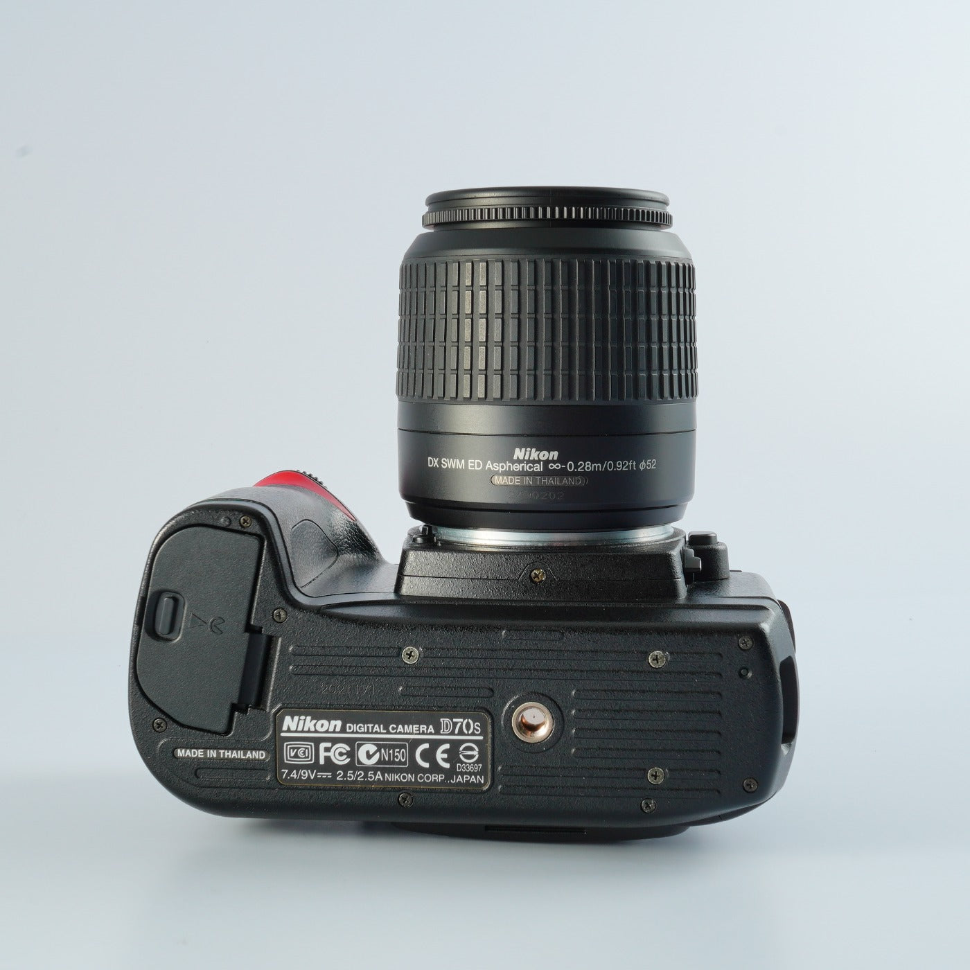 Nikon D70s + AF‑S DX Zoom Nikkor 18‑55mm F/3.5‑5.6 G ED デジタル一眼レフカメラ