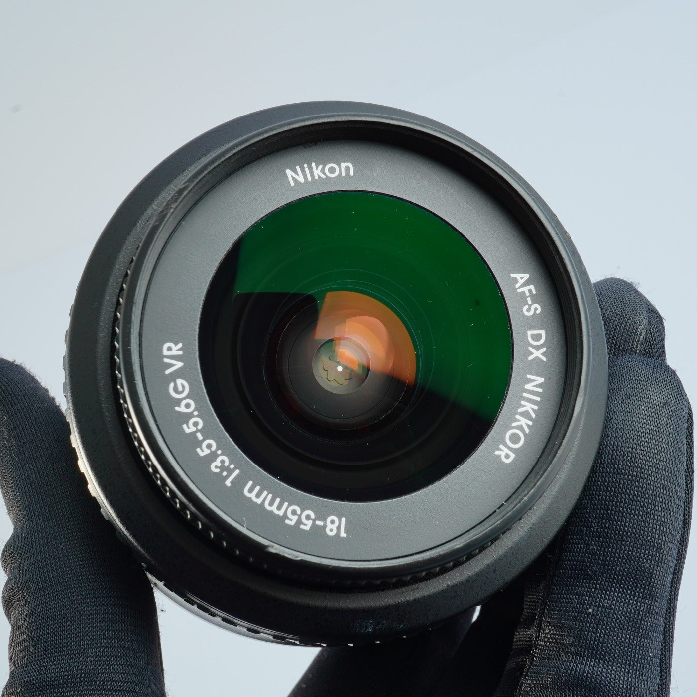 Nikon D70 + AF-S DX NIKKOR 18-55mm F/3.5-5.6 G VR デジタル一眼レフカメラ