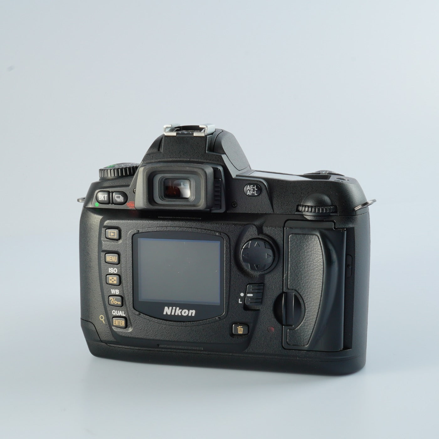 Nikon D70 + AF-S DX NIKKOR 18-55mm F/3.5-5.6 G VR デジタル一眼レフカメラ