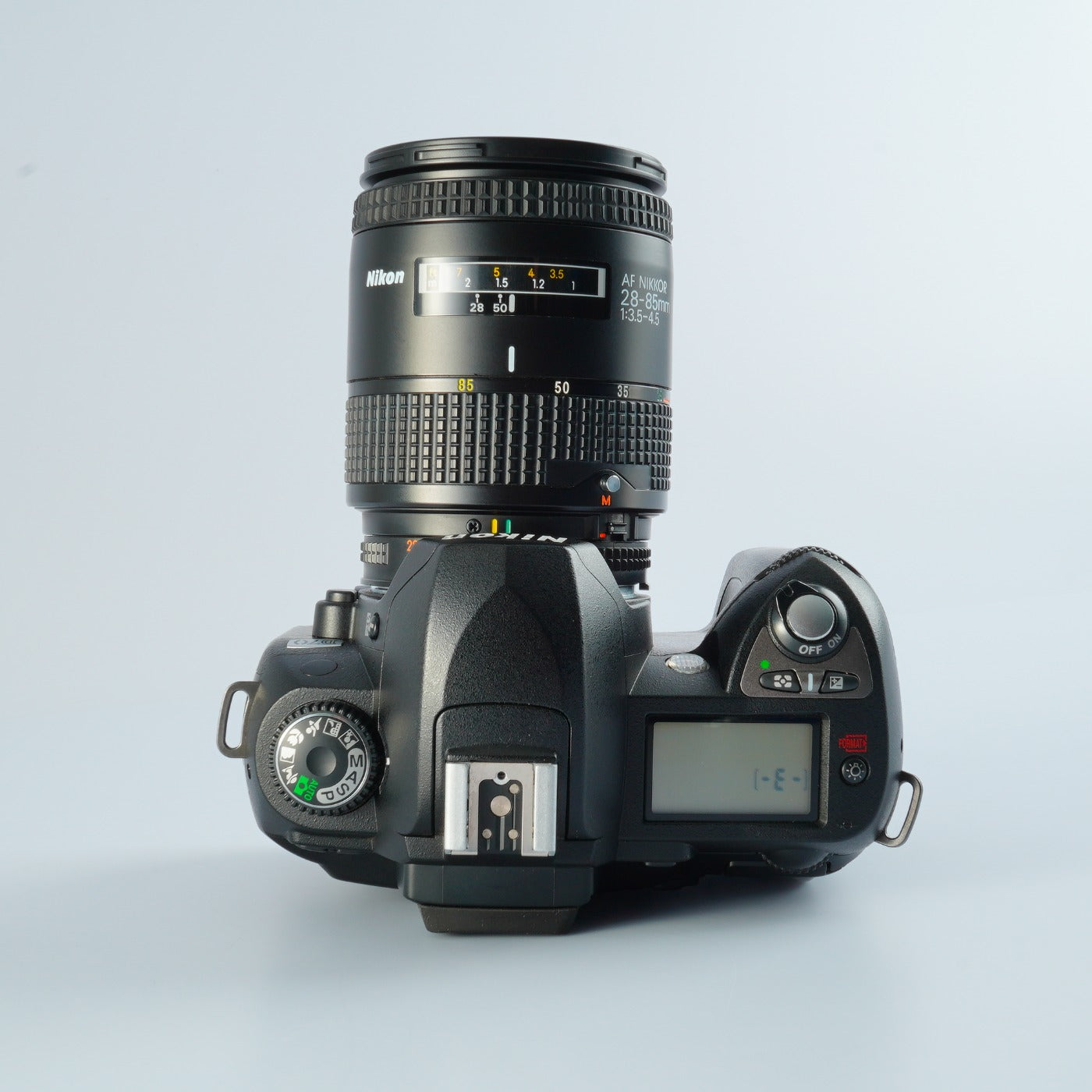 Nikon D70 + AF Nikkor 28–85mm F/3.5–4.5 デジタル一眼レフカメラ