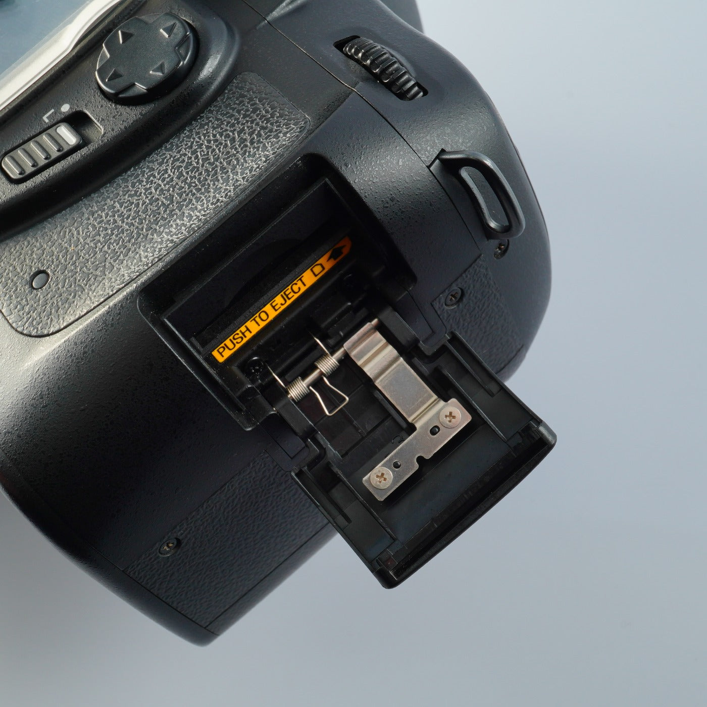 Nikon D80 + AF-S DX NIKKOR 18-55mm F/3.5-5.6 G VR デジタル一眼レフカメラ
