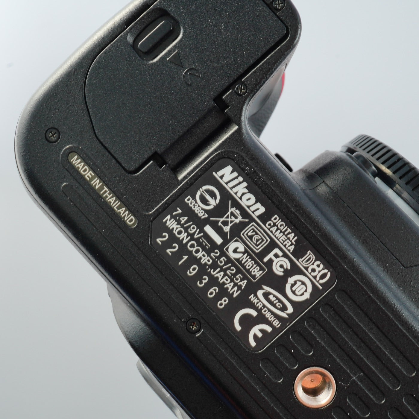 Nikon D80 + AF-S DX NIKKOR 18-55mm F/3.5-5.6 G VR デジタル一眼レフカメラ