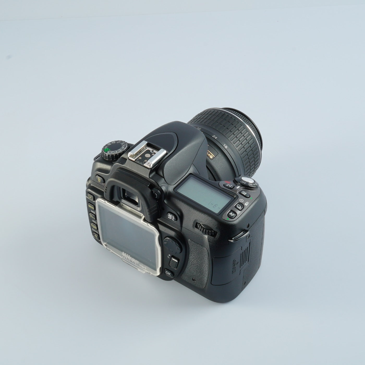 Nikon D80 + AF-S DX NIKKOR 18-55mm F/3.5-5.6 G VR デジタル一眼レフカメラ