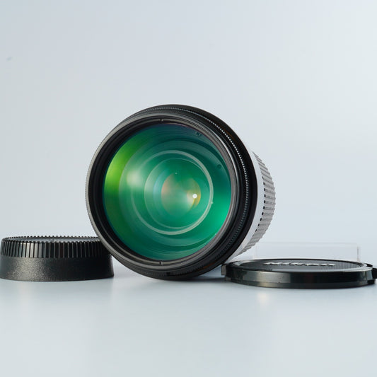 Nikon AF Nikkor 70-210mm F/4  ズームレンズ