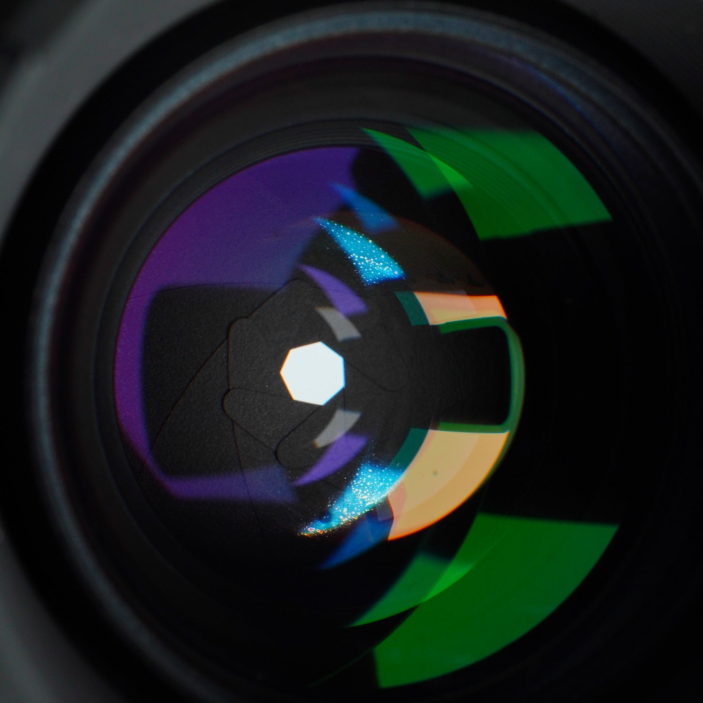 Nikon AF NIKKOR 35-70mm F/2.8 D  ズームレンズ