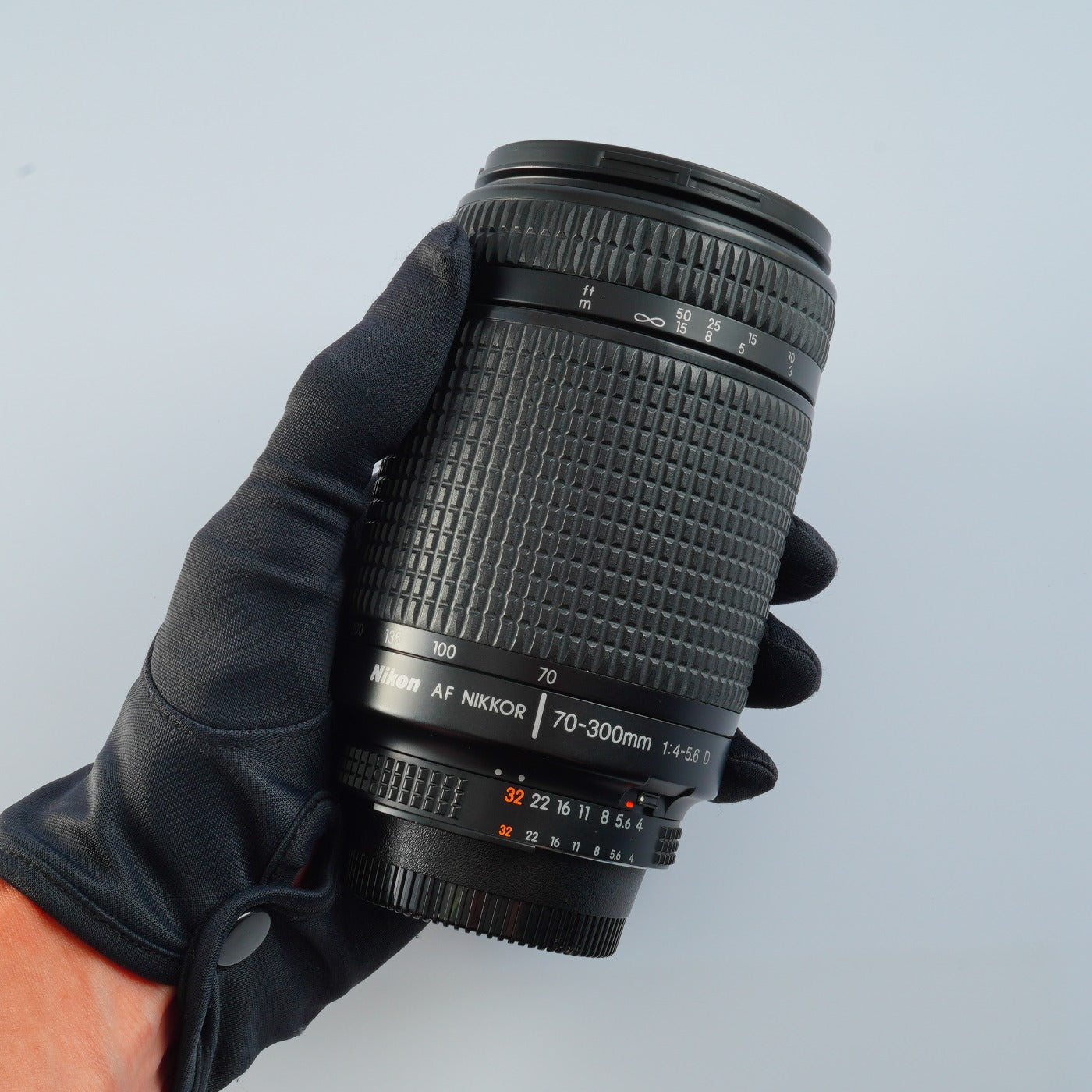 Nikon AF Nikkor 70-300mm f/4-5.6 D  ズームレンズ