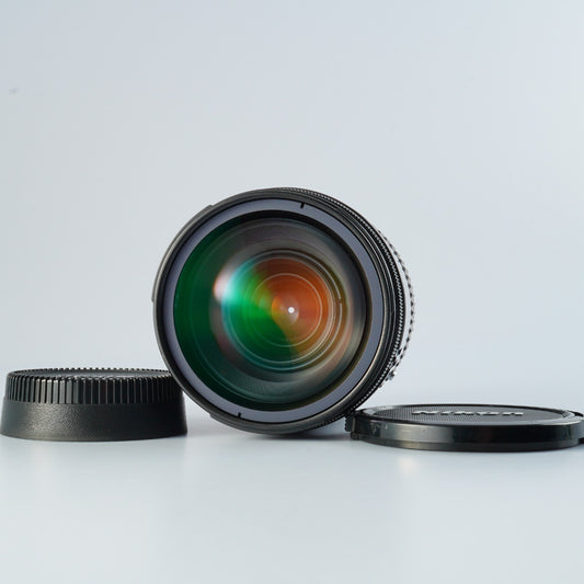 Nikon AF NIKKOR 35-135mm F/3.5-4.5  ズームレンズ