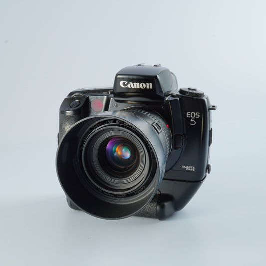 Canon EOS 5 + EF 28-70mm F/3.5-4.5 Ⅱ + VG-10 AF フィルム一眼レフカメラ