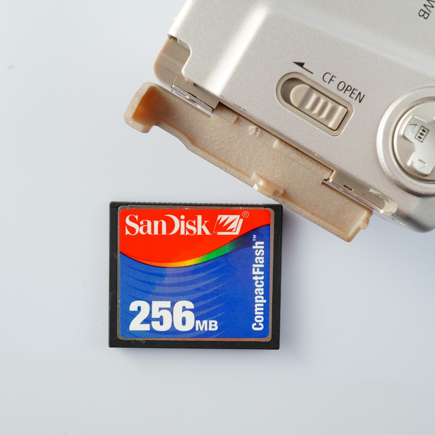 Canon PowerShot S10 CCD 2.1MP + CF 256MB コンパクトデジタルカメラ