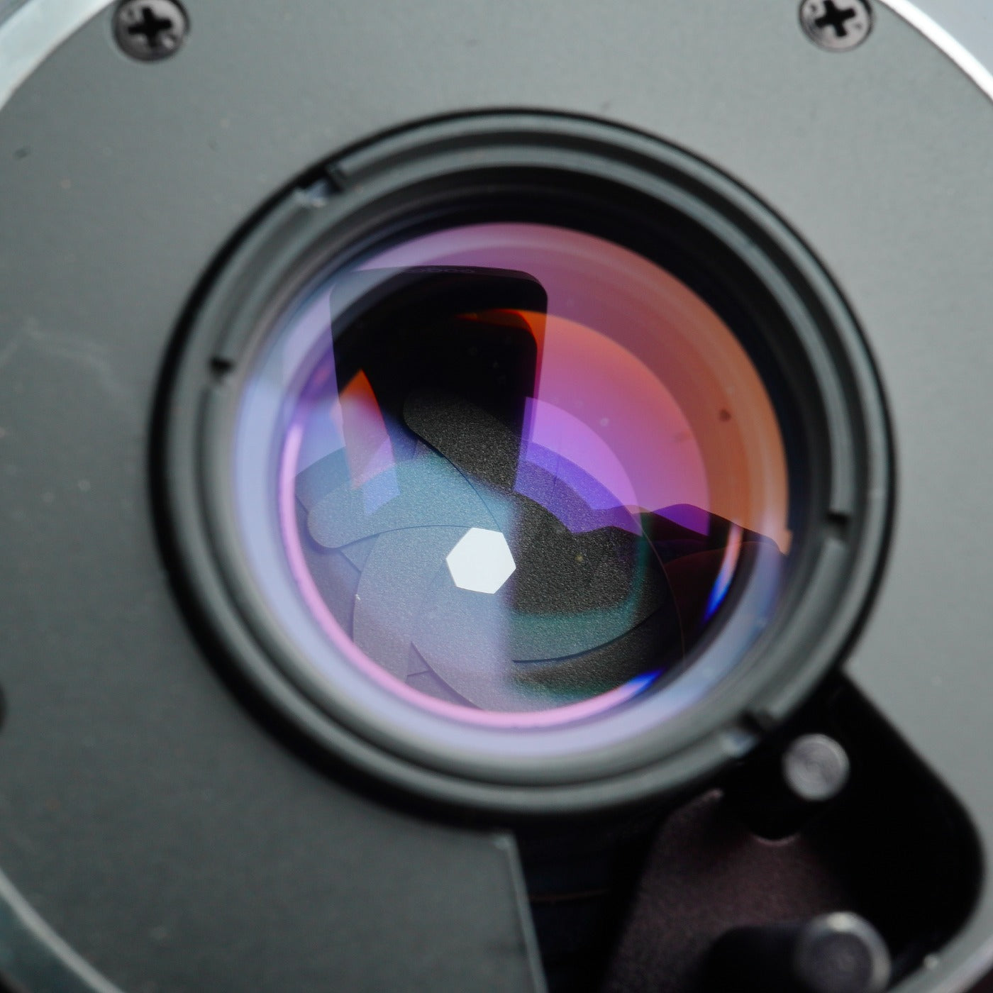 MINOLTA MD W.ROKKOR 35mm F/2.8 + HOOD   単焦点レンズ
