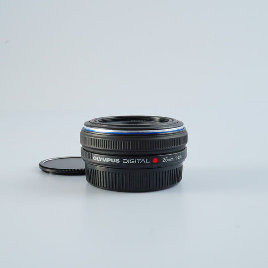 OLYMPUS Zuiko Digital 25 mm F/2.8  単焦点レンズ