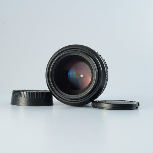 Nikon AF Micro NIKKOR 105mm f/2.8 D  マクロレンズ