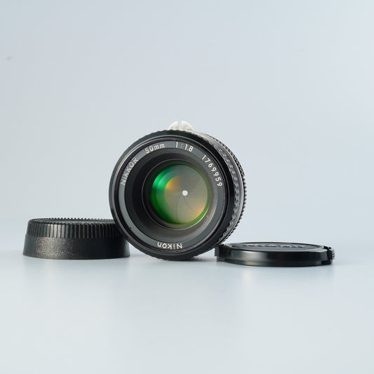 Nikon Nikkor Ai 50mm F/1.8  単焦点レンズ