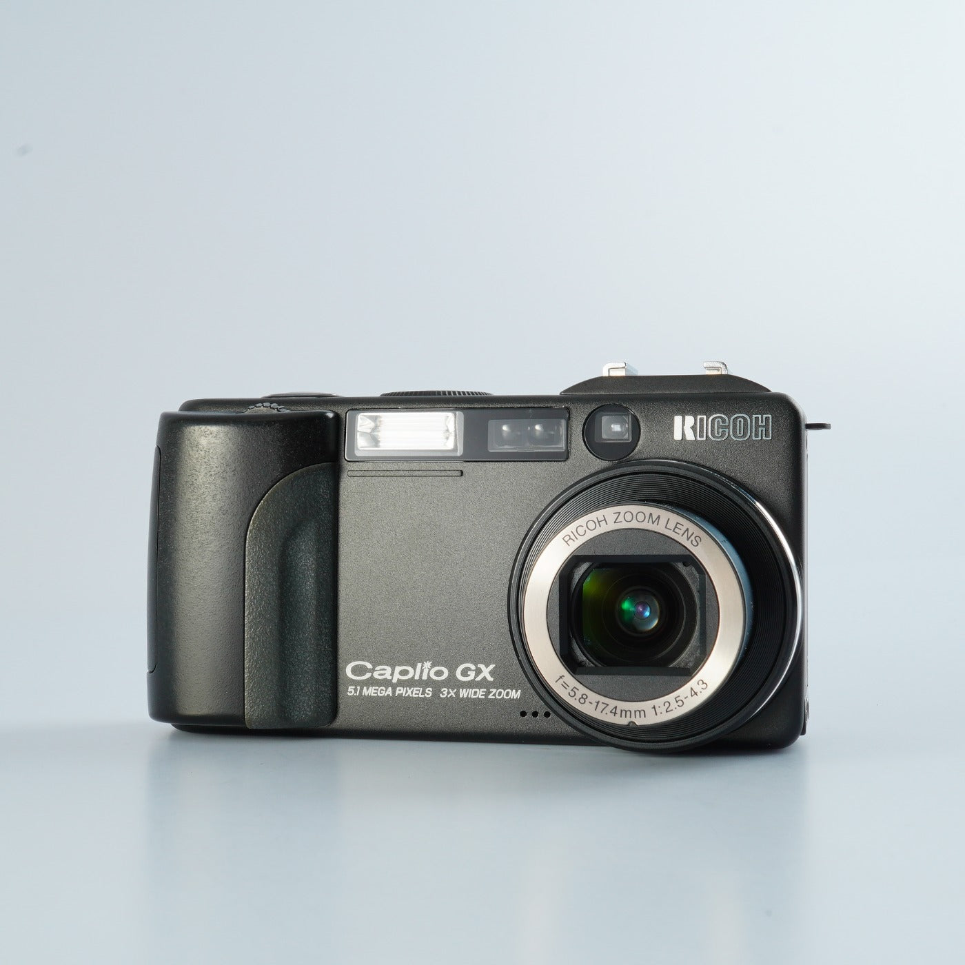 動作品 Ricoh Caplio GX リコーコンパクトデジタルカメラ 伊達淳一の「デジタルでいこう!」