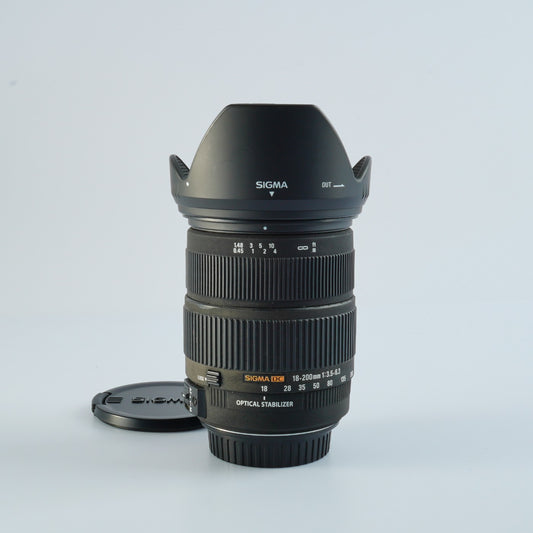 SIGMA 18-200mm F3.5-6.3 DC OS / DC OS HSM  (Canon EF-S用) ズームレンズ