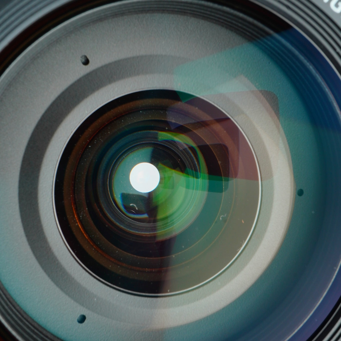 SIGMA 18-200mm F3.5-6.3 DC OS / DC OS HSM  (Canon EF-S用) ズームレンズ