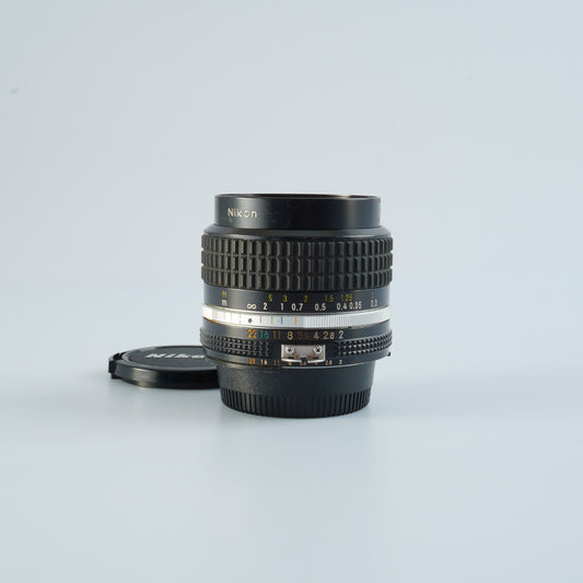 Nikon Ai-s Nikkor 24mm F/2  単焦点レンズ