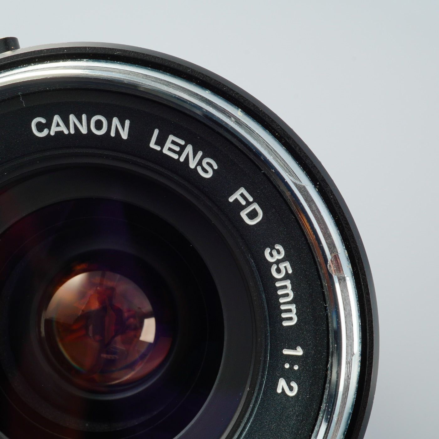 Canon FD 35mm f/2 Concave "O"   単焦点レンズ