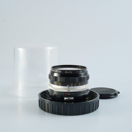 Nikon 非Ai Nikkor-H Auto 28mm F/3.5  単焦点レンズ