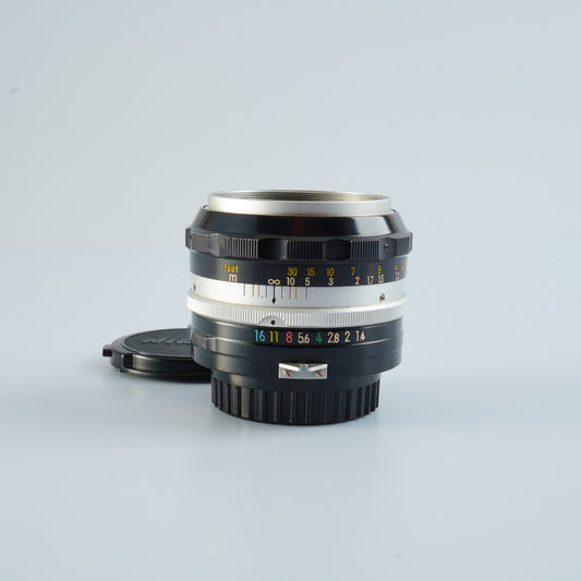 Nikon Nikkor-S AUTO 非Ai MF 50mm F/1.4  単焦点レンズ