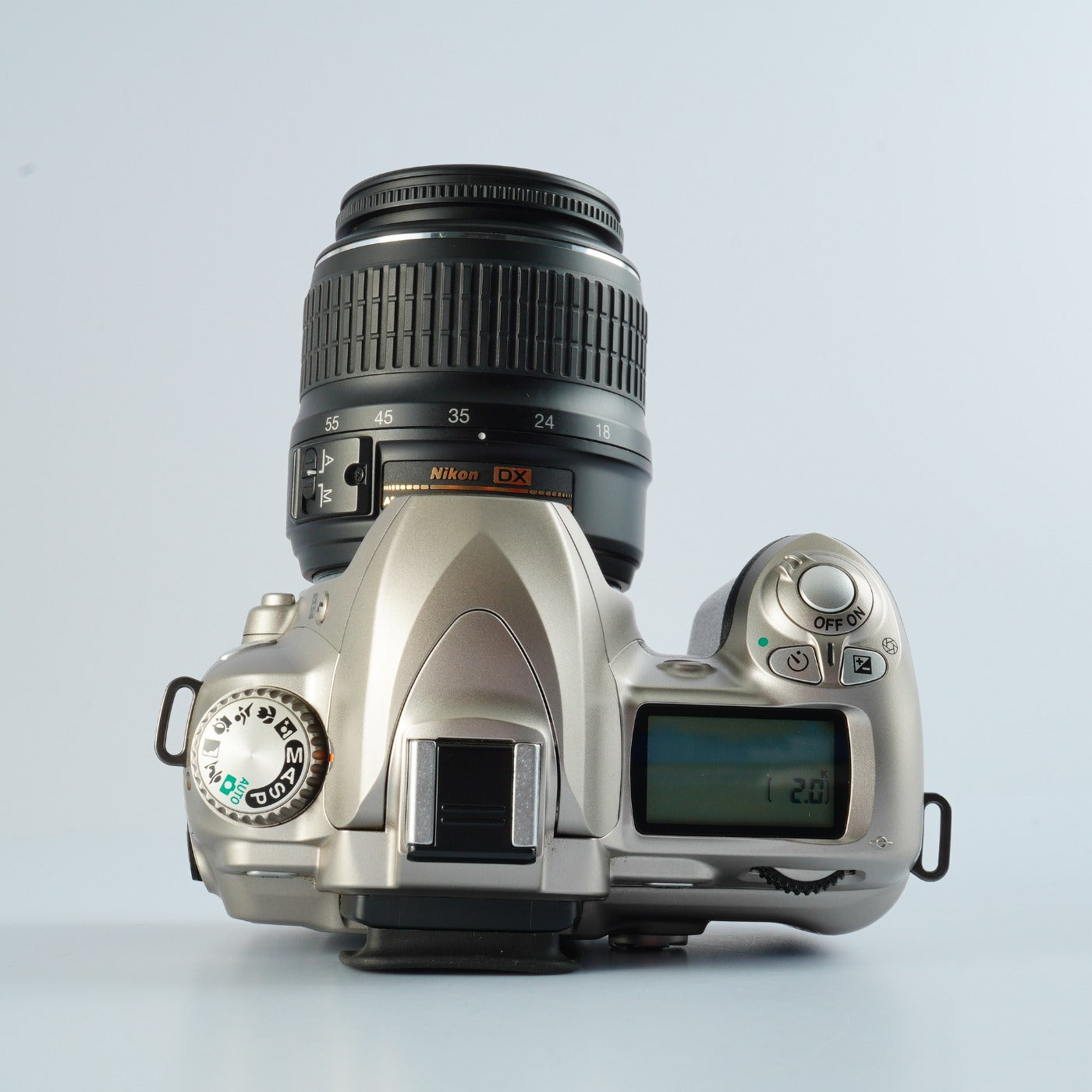 Nikon D50 Silver + AF-S Nikkor 18-55mm F/3.5-5.6 GII + SD 2GB デジタル一眼レフカメラ