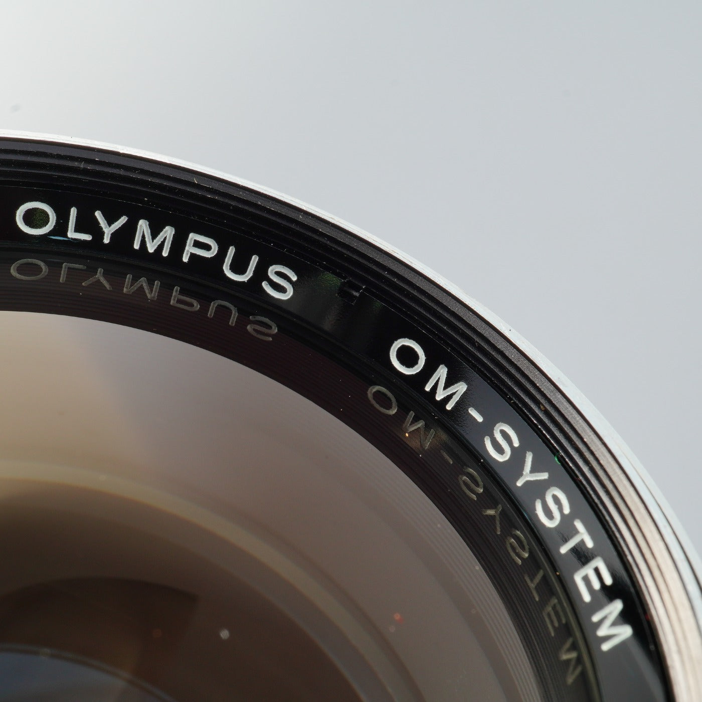 OLYMPUS OM-SYSTEM E.Zuiko AUTO-T 200mm f/4  単焦点レンズ