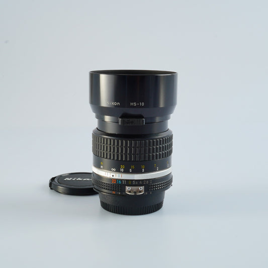 Nikon Ai-s Nikkor 85mm f/2  単焦点レンズ