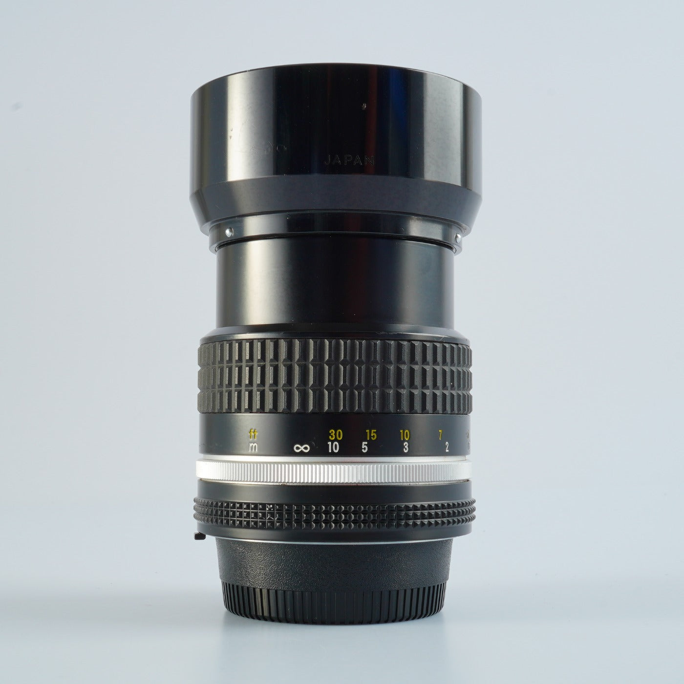 Nikon Ai-s Nikkor 85mm f/2  単焦点レンズ