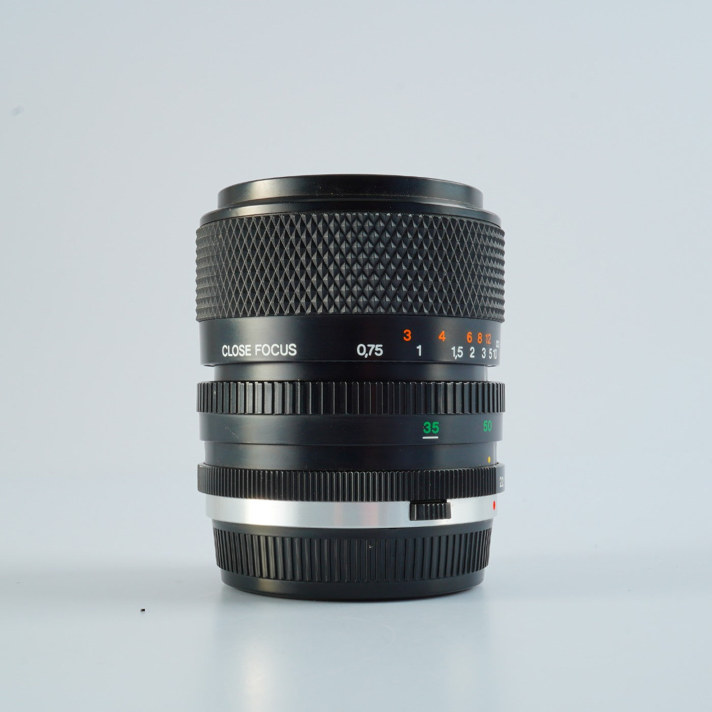 OLYMPUS OM-System S Zuiko Auto Zooumm 35-70mm F/3.5-4.8  ズームレンズ