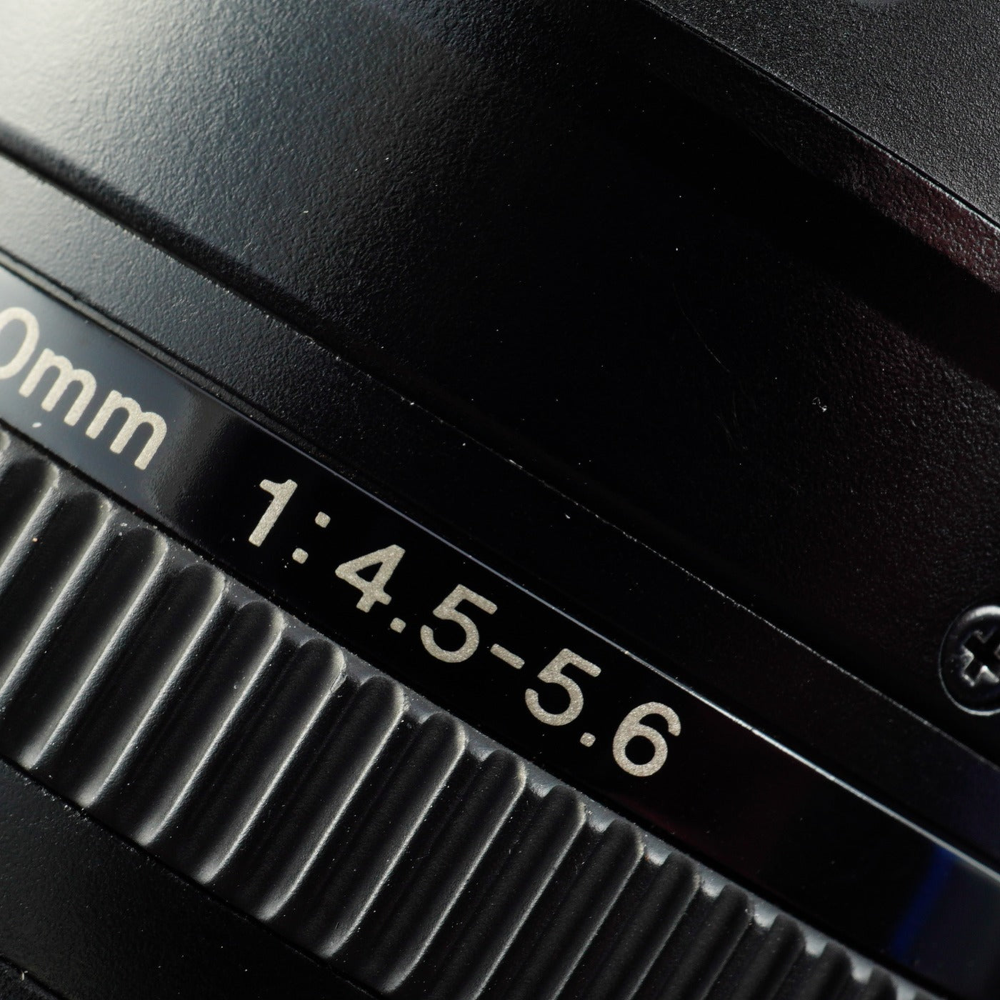 Canon EF 100-300 F/4.5-5.6  ズームレンズ
