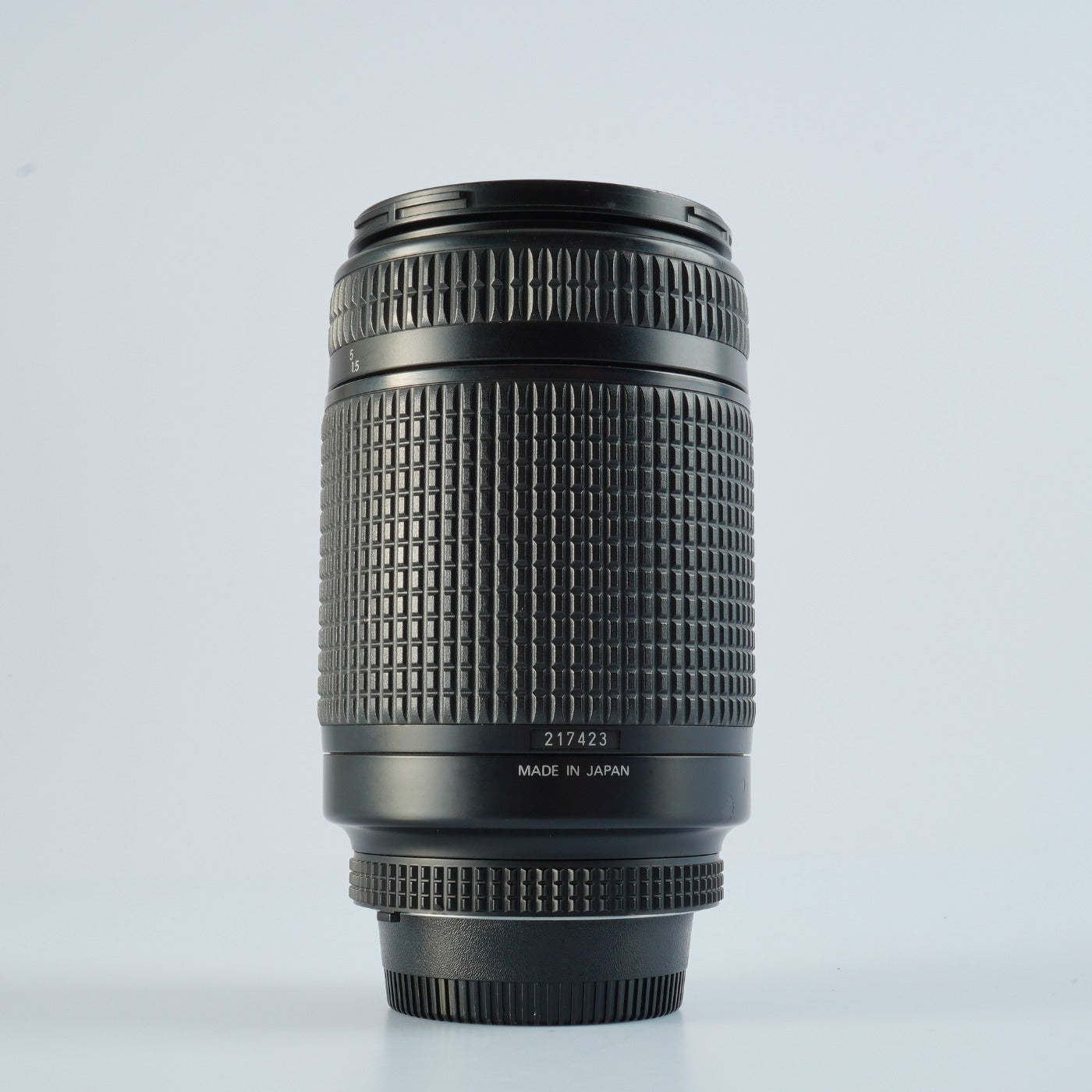 Nikon AF Nikkor 70-300mm F/4-5.6 D  ズームレンズ