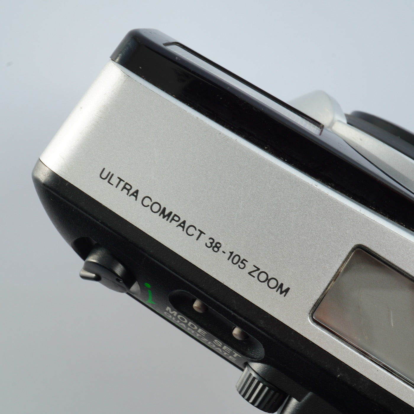 OLYMPUS OZ ( Superzoom ) 105R + Remote Control RC-200 コンパクトフィルムカメラ