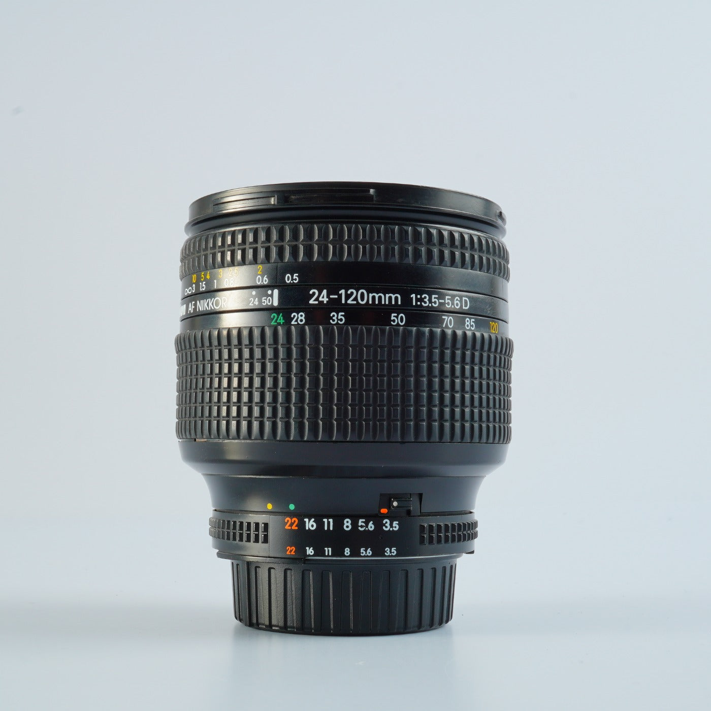 Nikon AF NIKKOR 24-120mm F/3.5-5.6 D  ズームレンズ