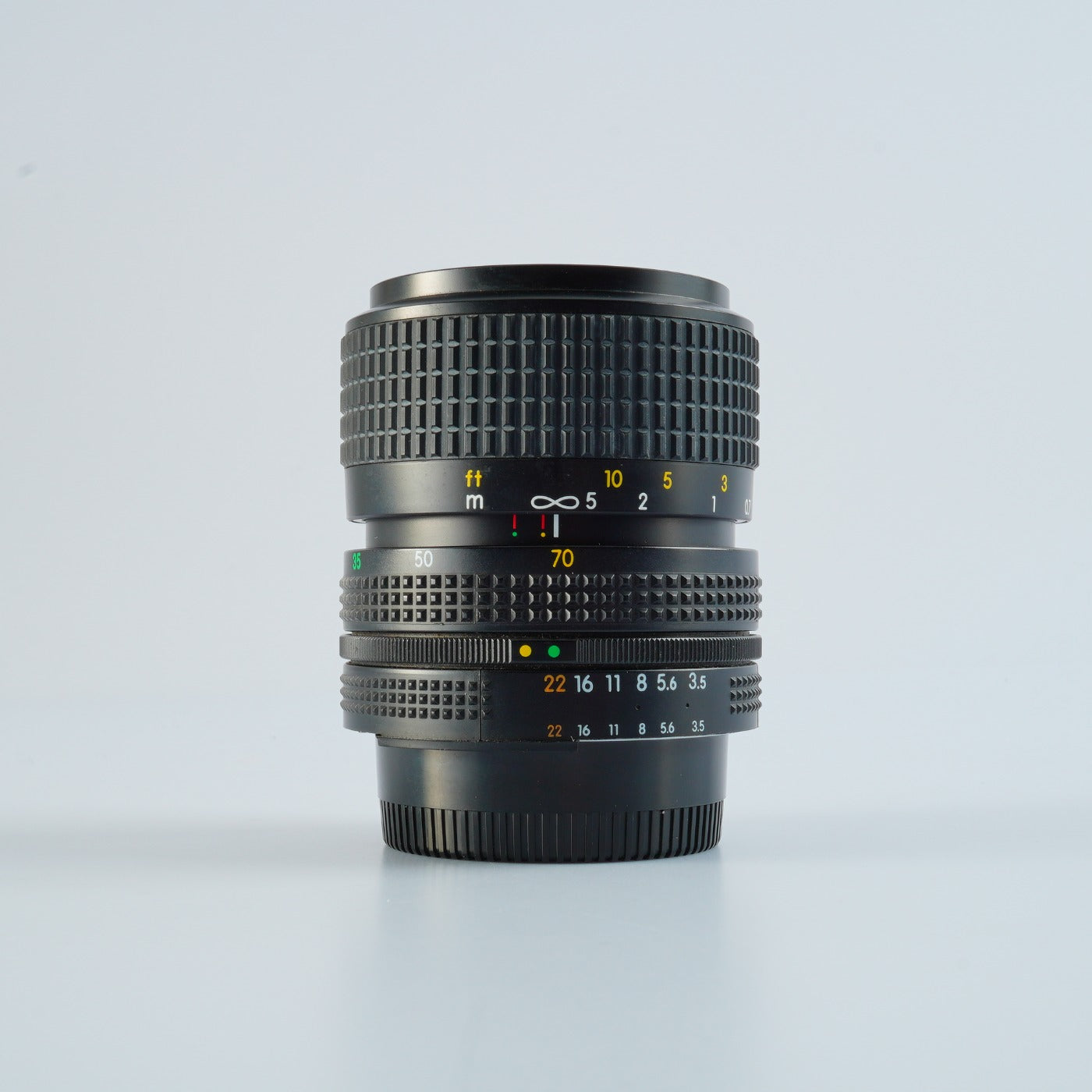Nikon Ai-S Zoom NIKKOR 35-70mm f/3.5-4.8  ズームレンズ
