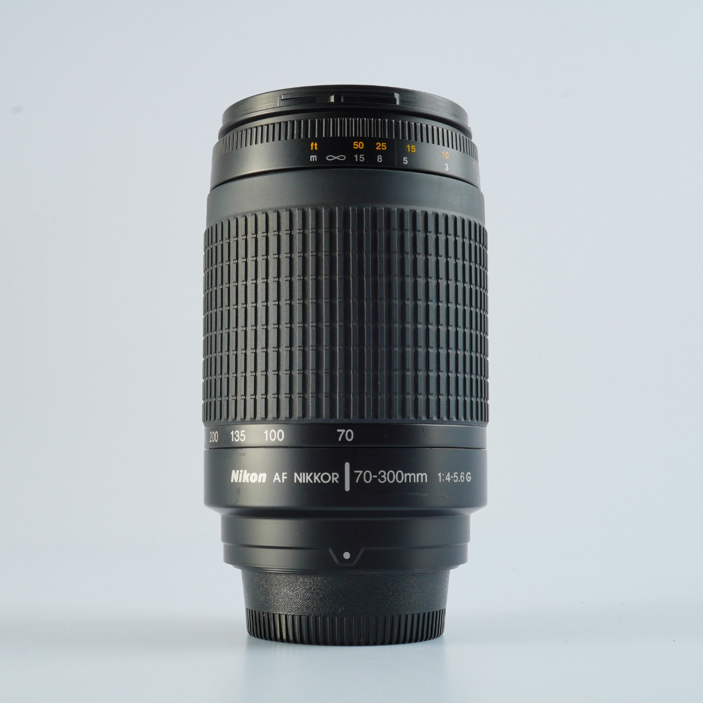Nikon AF Nikkor 70-300mm F/4-5.6 G  ズームレンズ
