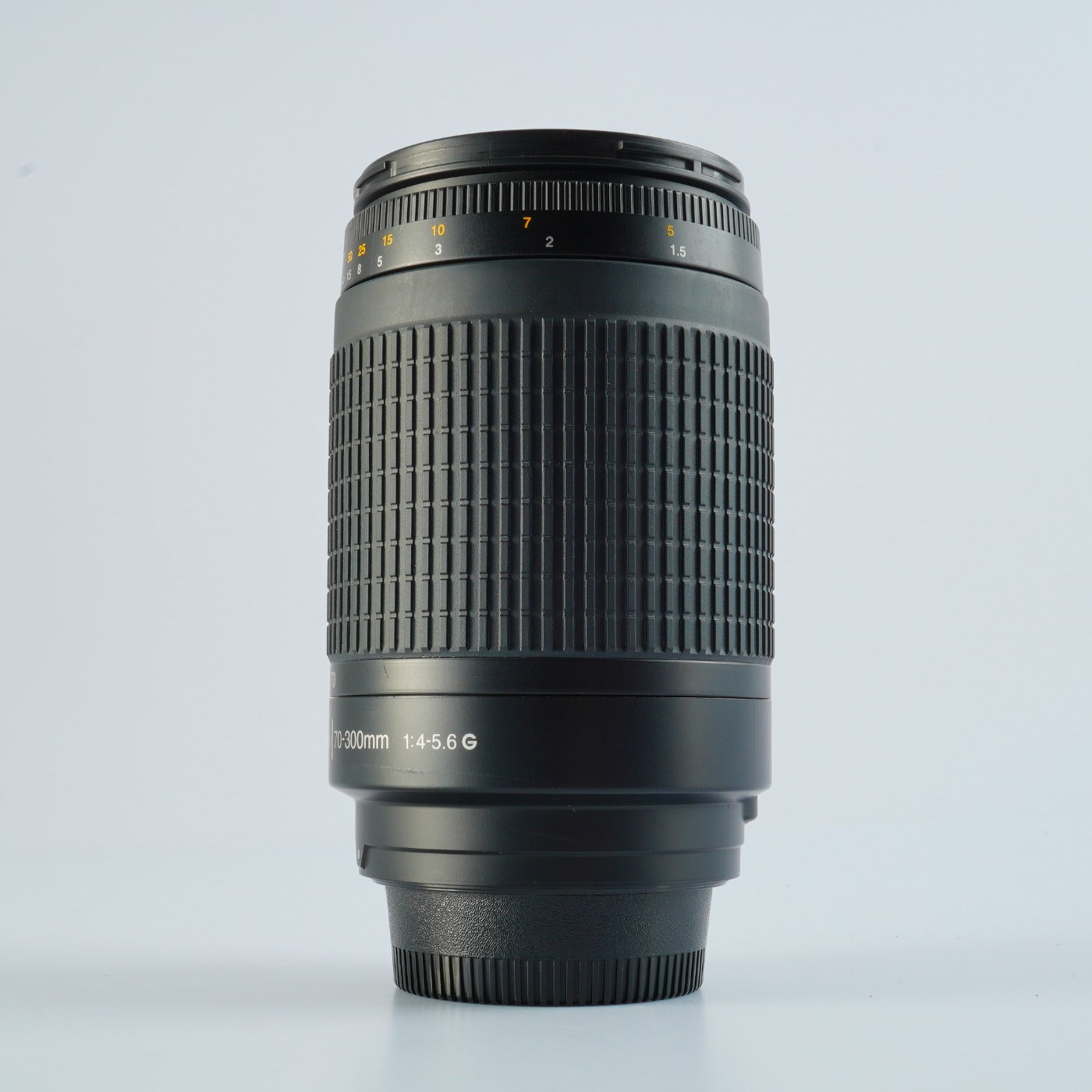 Nikon AF Nikkor 70-300mm F/4-5.6 G  ズームレンズ